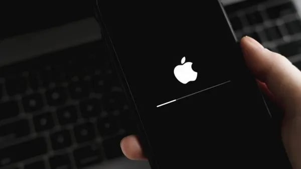 Dietro le Quinte di iOS 26: Tutto Cambia (Davvero) con Apple e la WWDC 2025 Cover